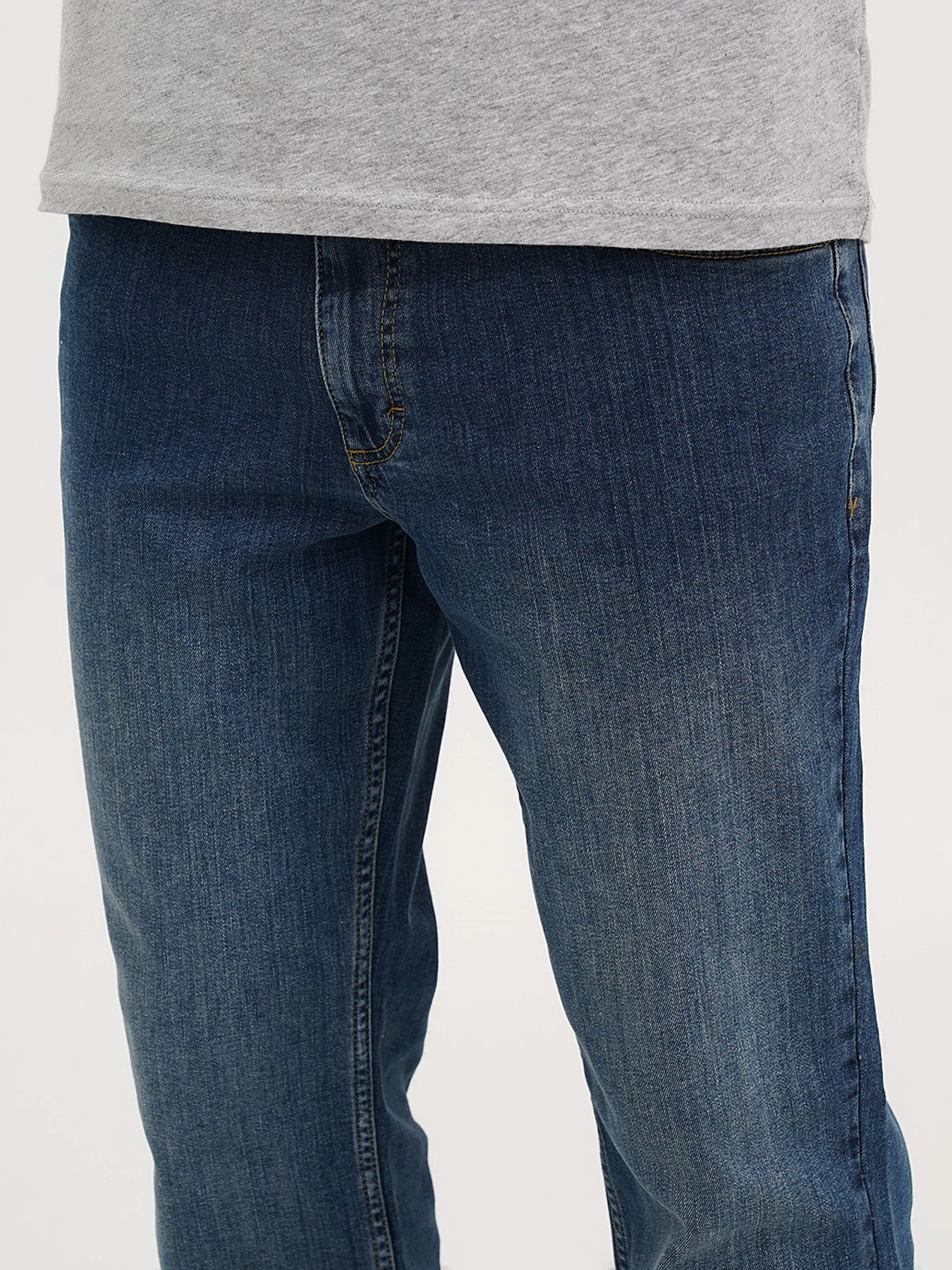 Джинсы Mustang Jeans Tramper Straight модель 1013718 Джинсы Mustang Jeans Tramper Straight модель 1013718 Фото
