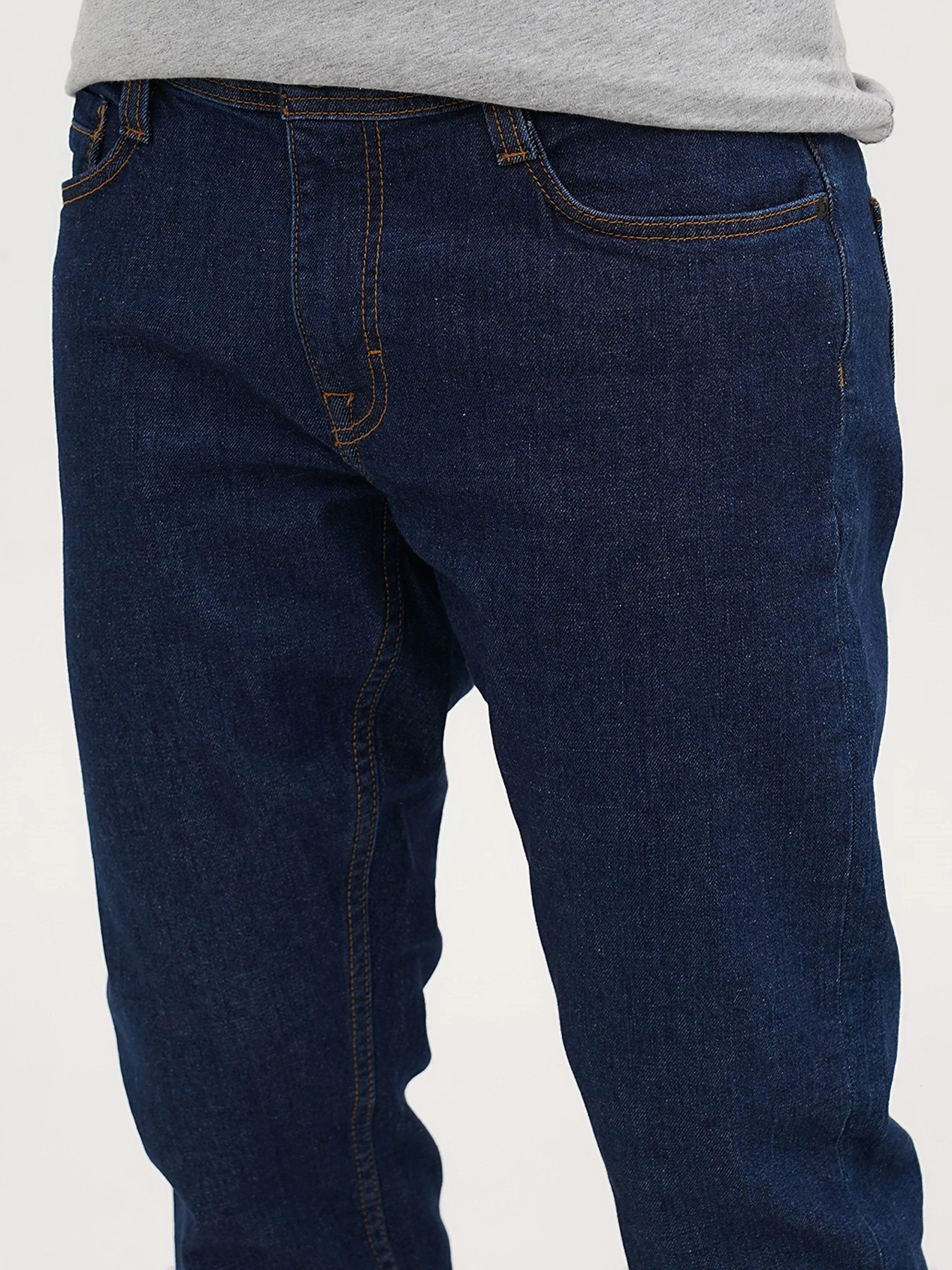 Джинсы Mustang Jeans Oregon Slim модель 1015321 Джинсы Mustang Jeans Oregon Slim модель 1015321 Фото