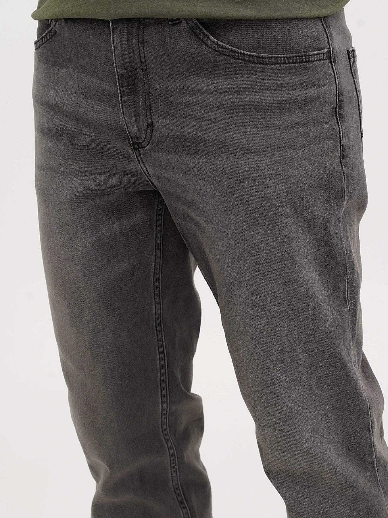 Джинсы Mustang Jeans Tramper Tapered модель 2013630 Джинсы Mustang Jeans Tramper Tapered модель 2013630 Фото