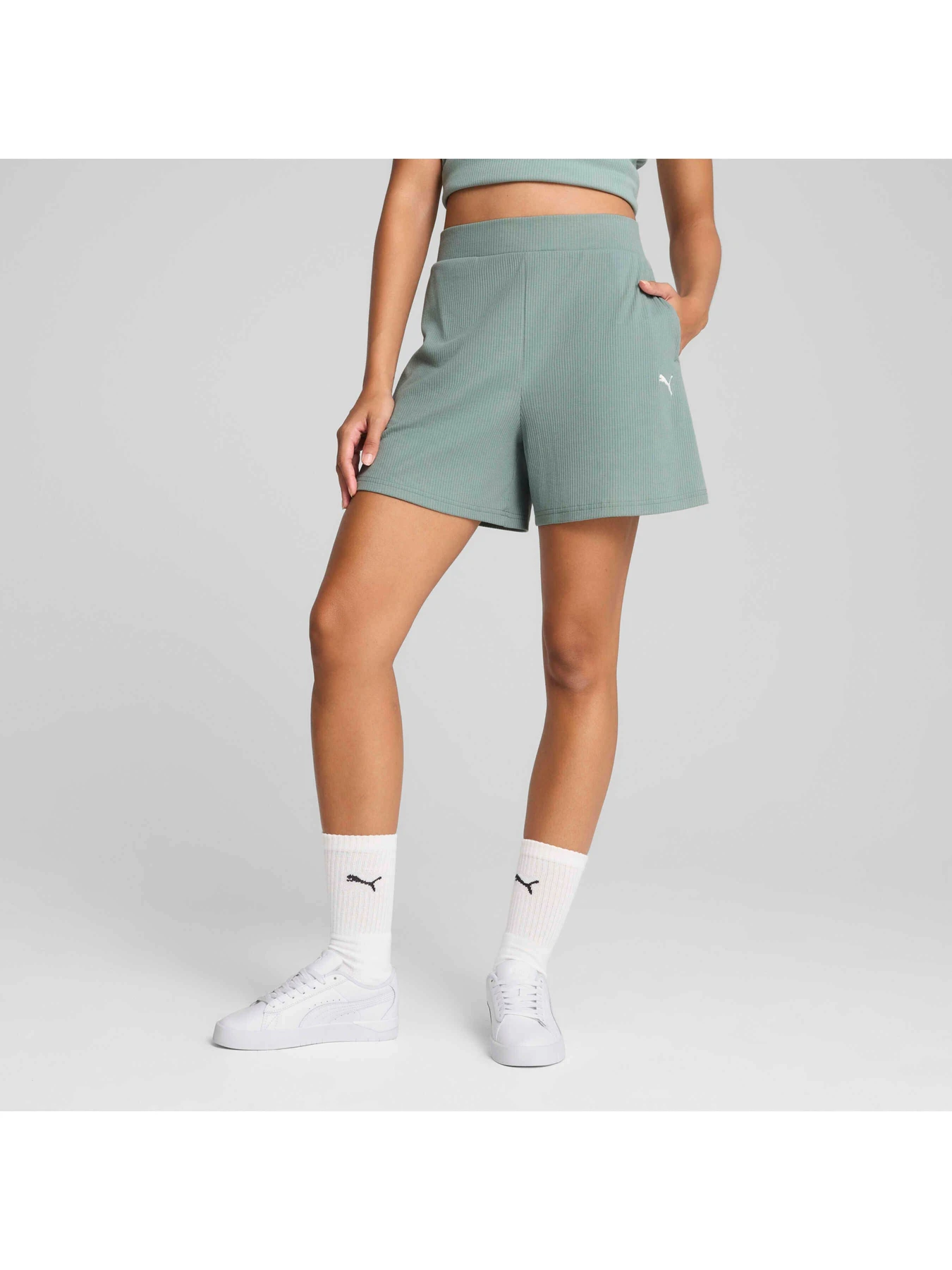 Шорти PUMA Ess Elevated Shorts модель 685026 Шорти PUMA Ess Elevated Shorts модель 685026 Фото