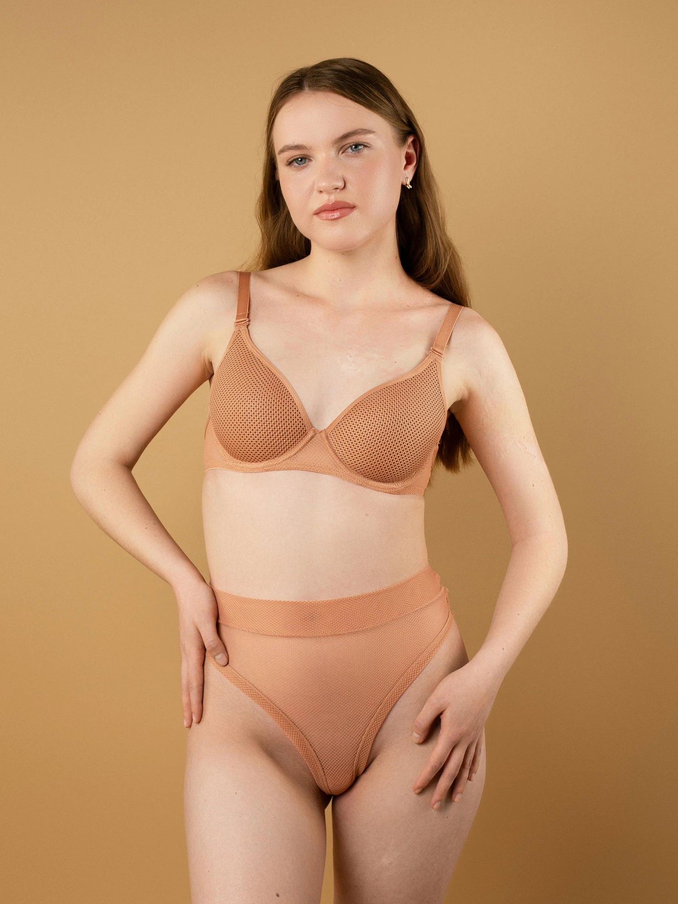Нижнее белье Brabrabra модель SLZ26201208_caramel Нижнее белье Brabrabra модель SLZ26201208_caramel Фото