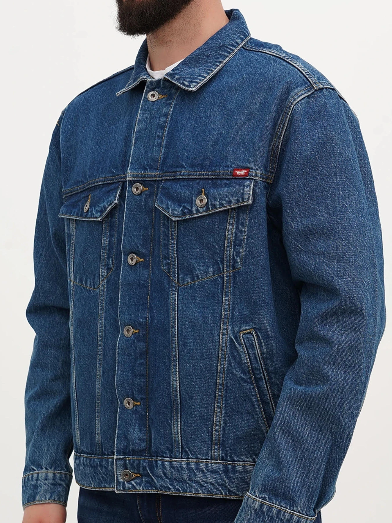 Куртки та дублянки Mustang Jeans Dallas модель 1015542 Фото