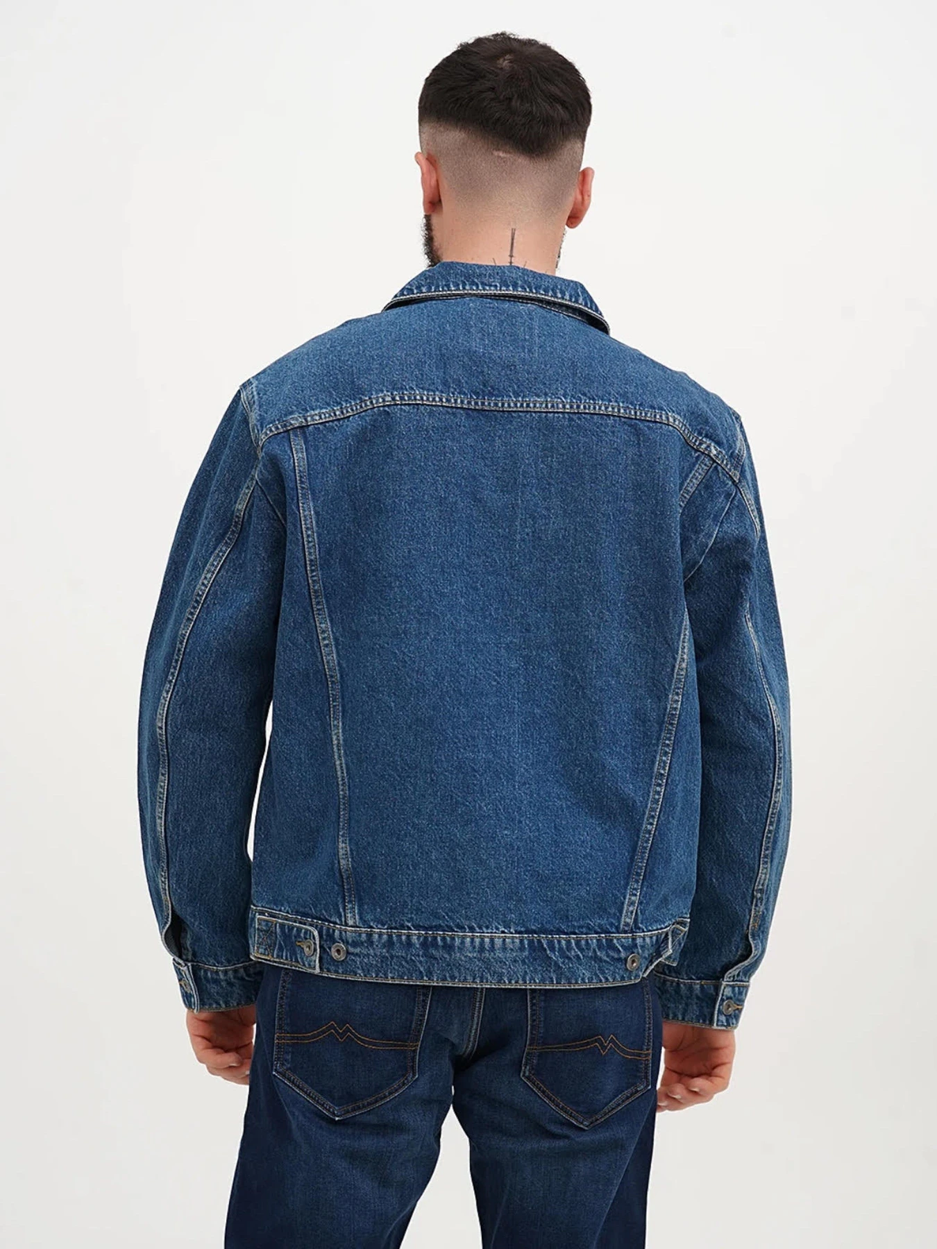 Куртки та дублянки Mustang Jeans Dallas модель 1015542 Фото