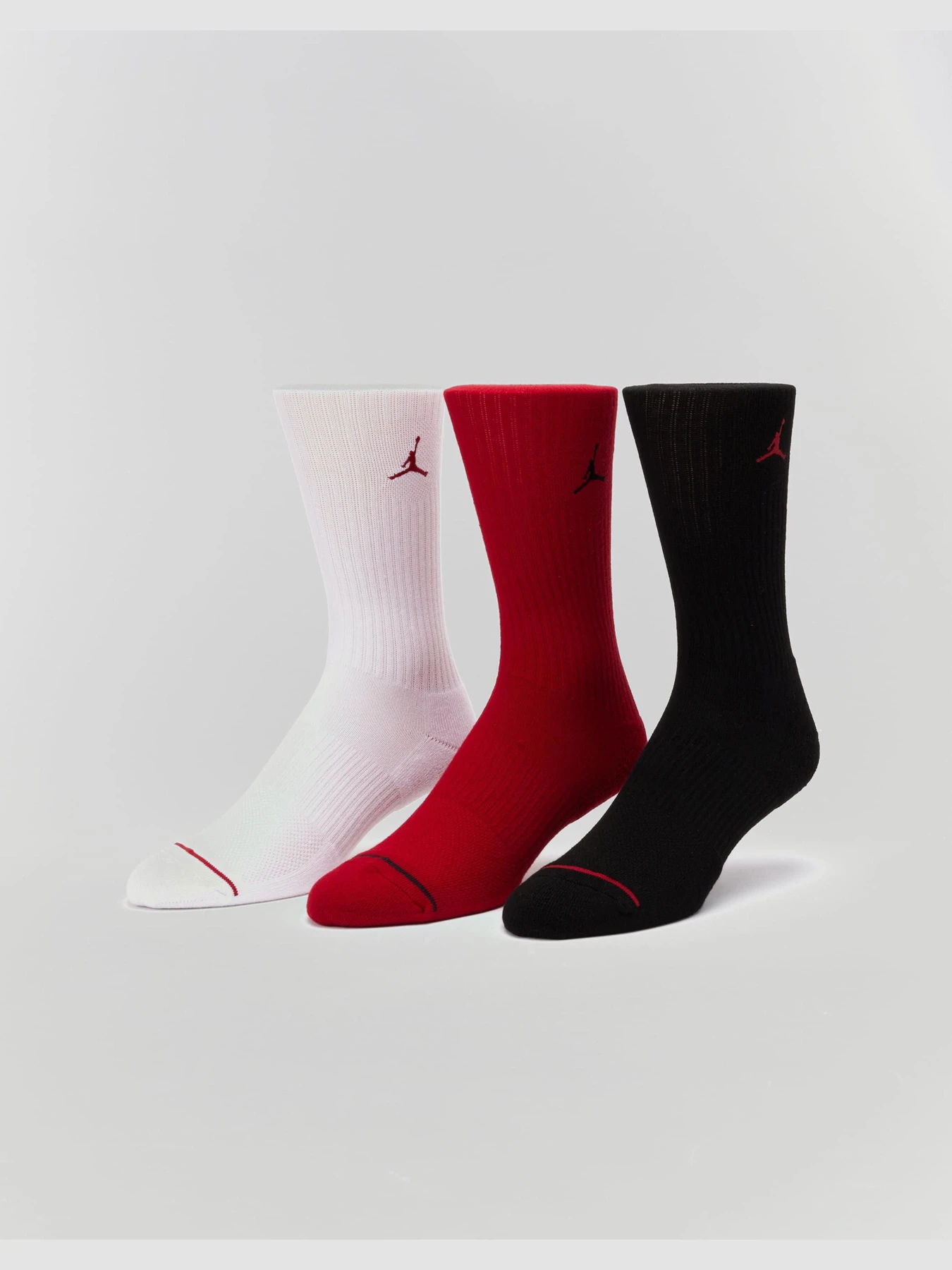Шкарпетки та гольфи Jordan Jumpman Crew Socks 3-Pack модель DX9632-918 Шкарпетки та гольфи Jordan Jumpman Crew Socks 3-Pack модель DX9632-918 Фото