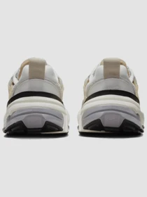 Кроссовки NIKE V2k Run модель HJ7245-100 Фото