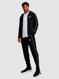 Костюмы Under Armour СEmea Tracksuit Novelty модель 1390152-001 Фото