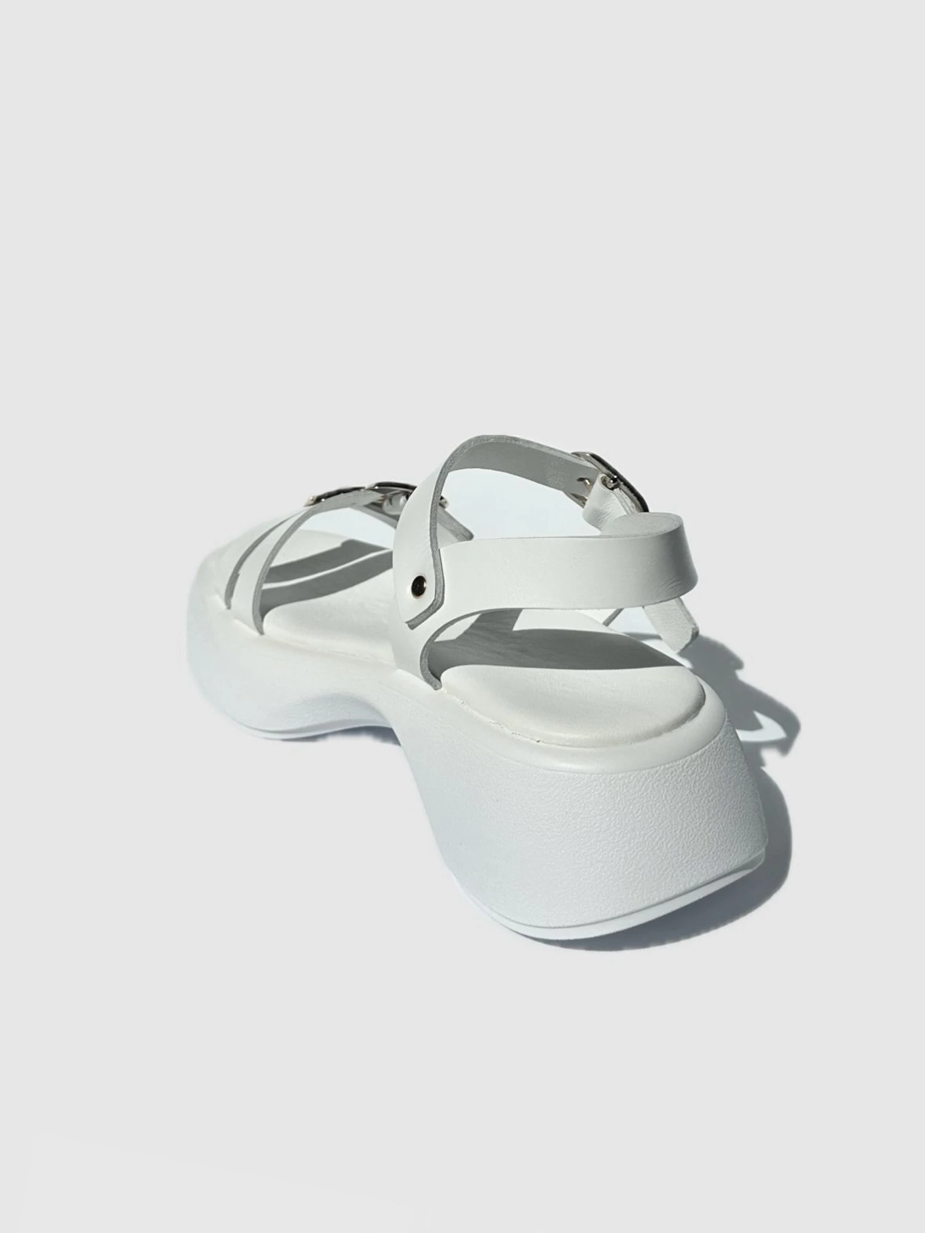 Босоножки EVIE модель White - 245-K Фото