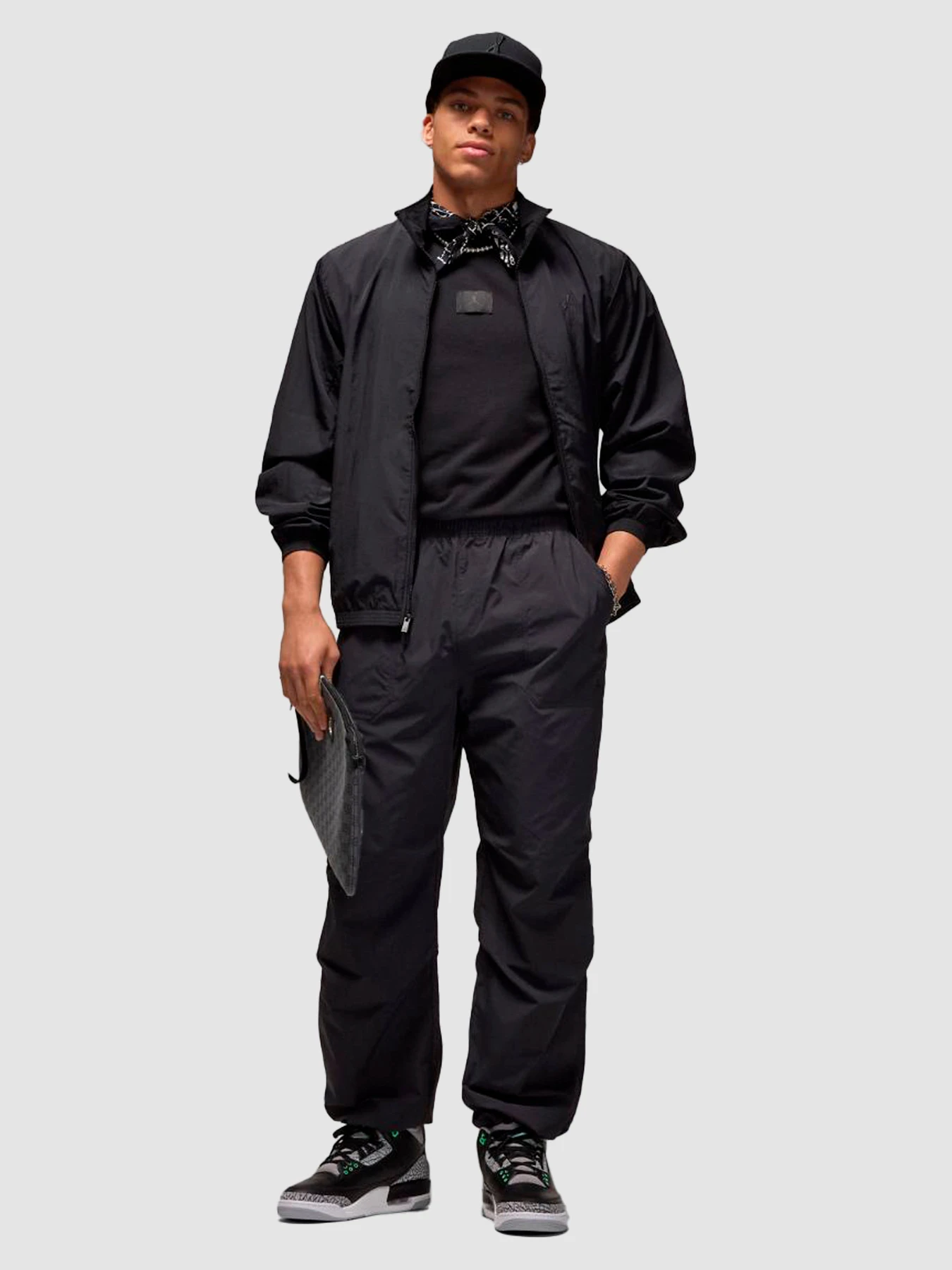 Брюки Jordan Air Essentials Woven Pants модель FV7306-010 Брюки Jordan Air Essentials Woven Pants модель FV7306-010 Фото