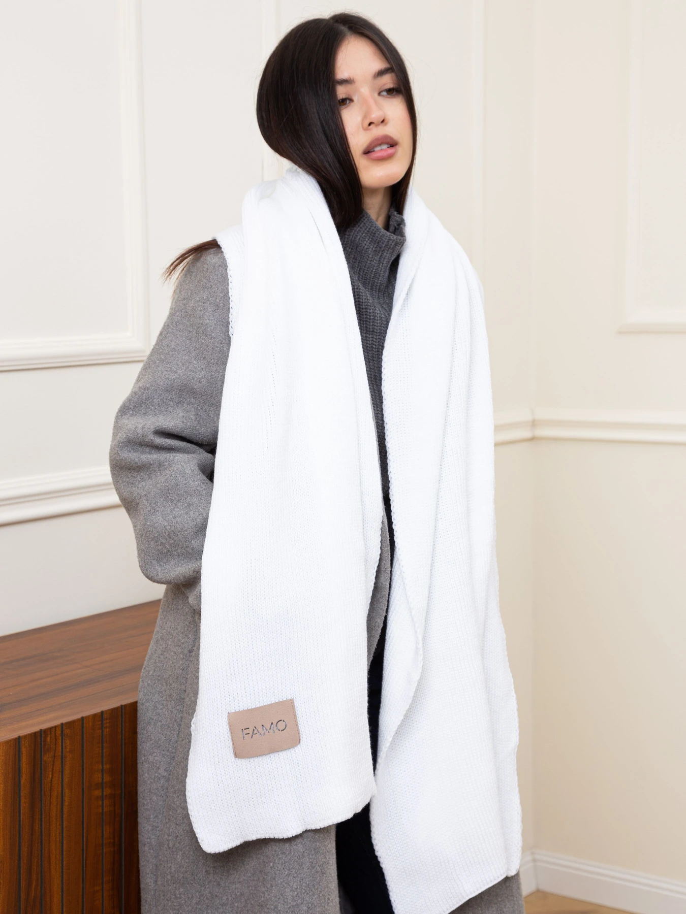 Шарфы и платки Famo модель SH-W-03_01 Шарфы и платки Famo модель SH-W-03_01 Фото