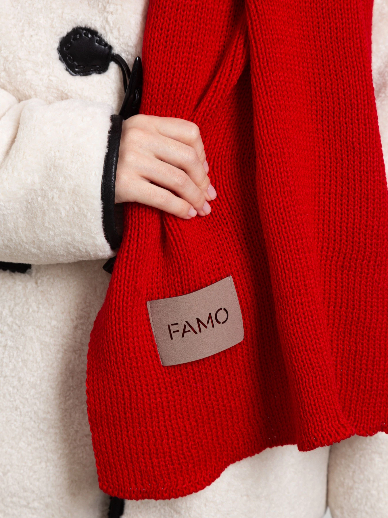 Шарфи та хустки Famo модель SH-W-03_04 Шарфи та хустки Famo модель SH-W-03_04 Фото