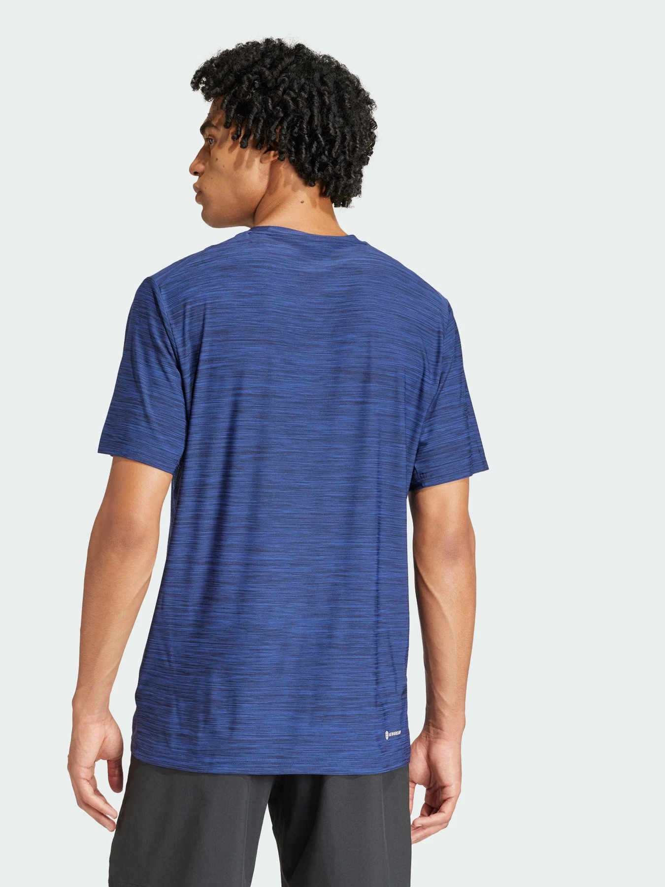 Футболки и поло Adidas модель IA3901 Футболки и поло Adidas модель IA3901 Фото