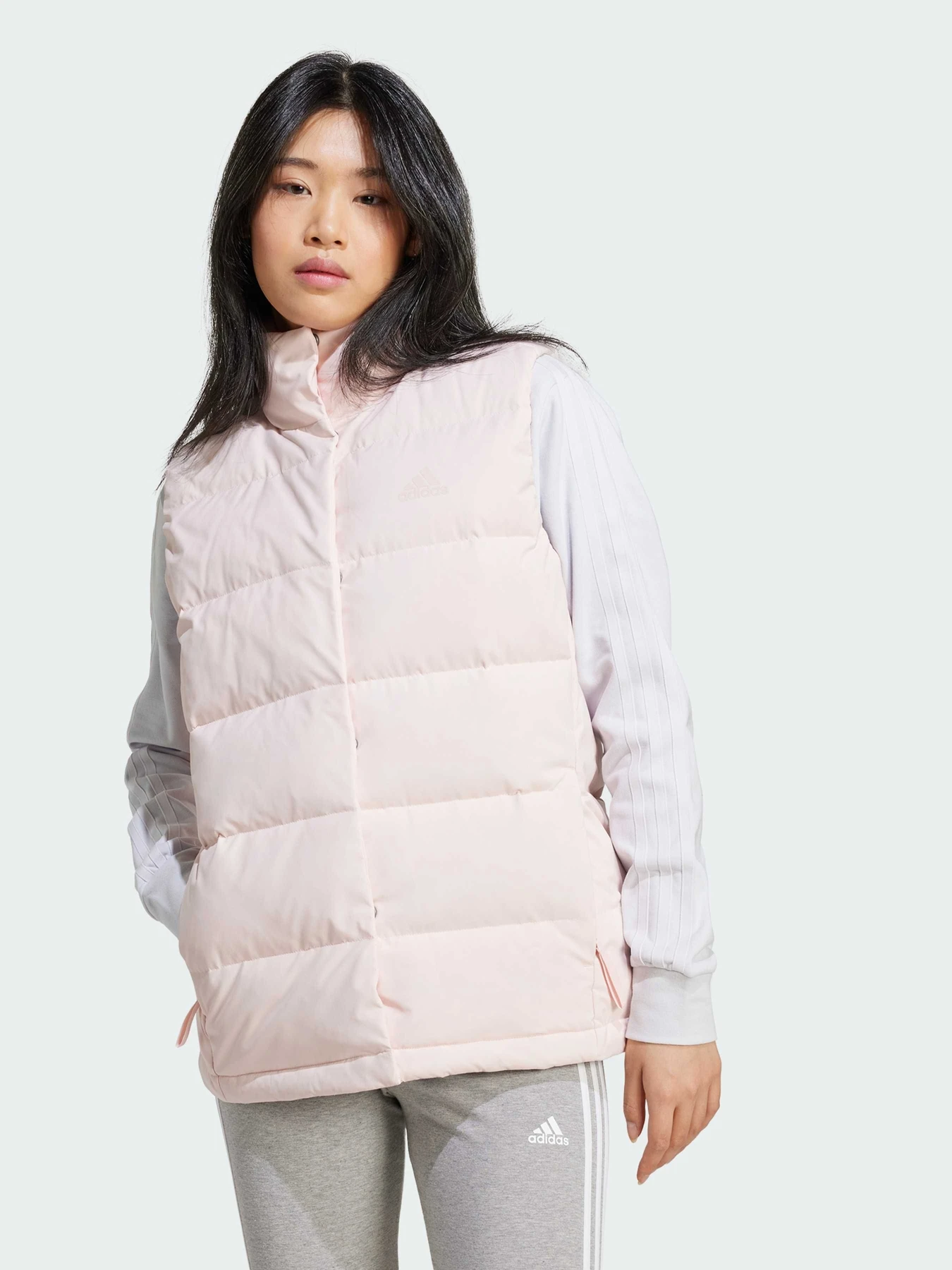Куртки та дублянки Adidas модель IX8870 Фото