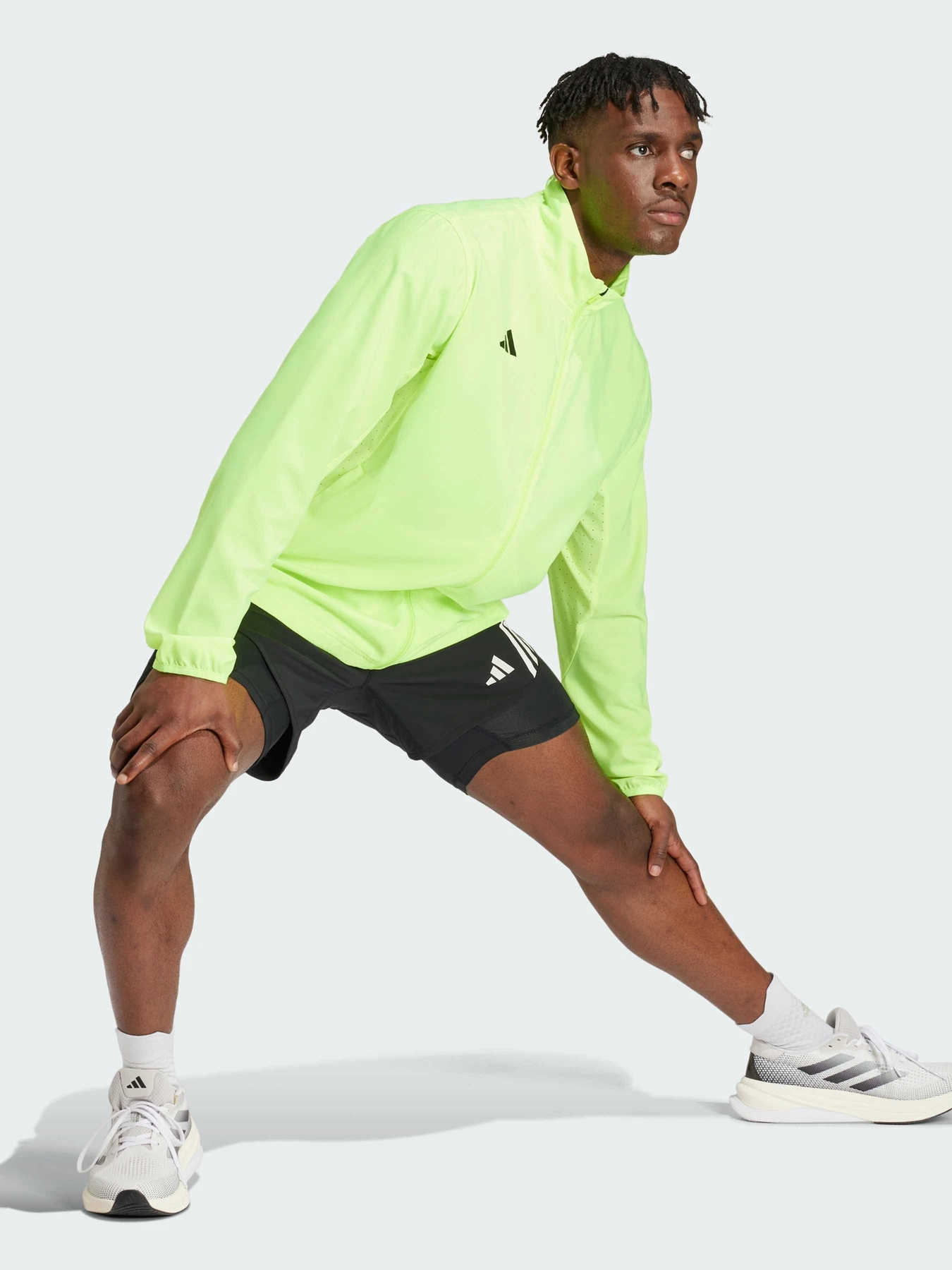 Куртки и дубленки Adidas модель IX2839 Фото