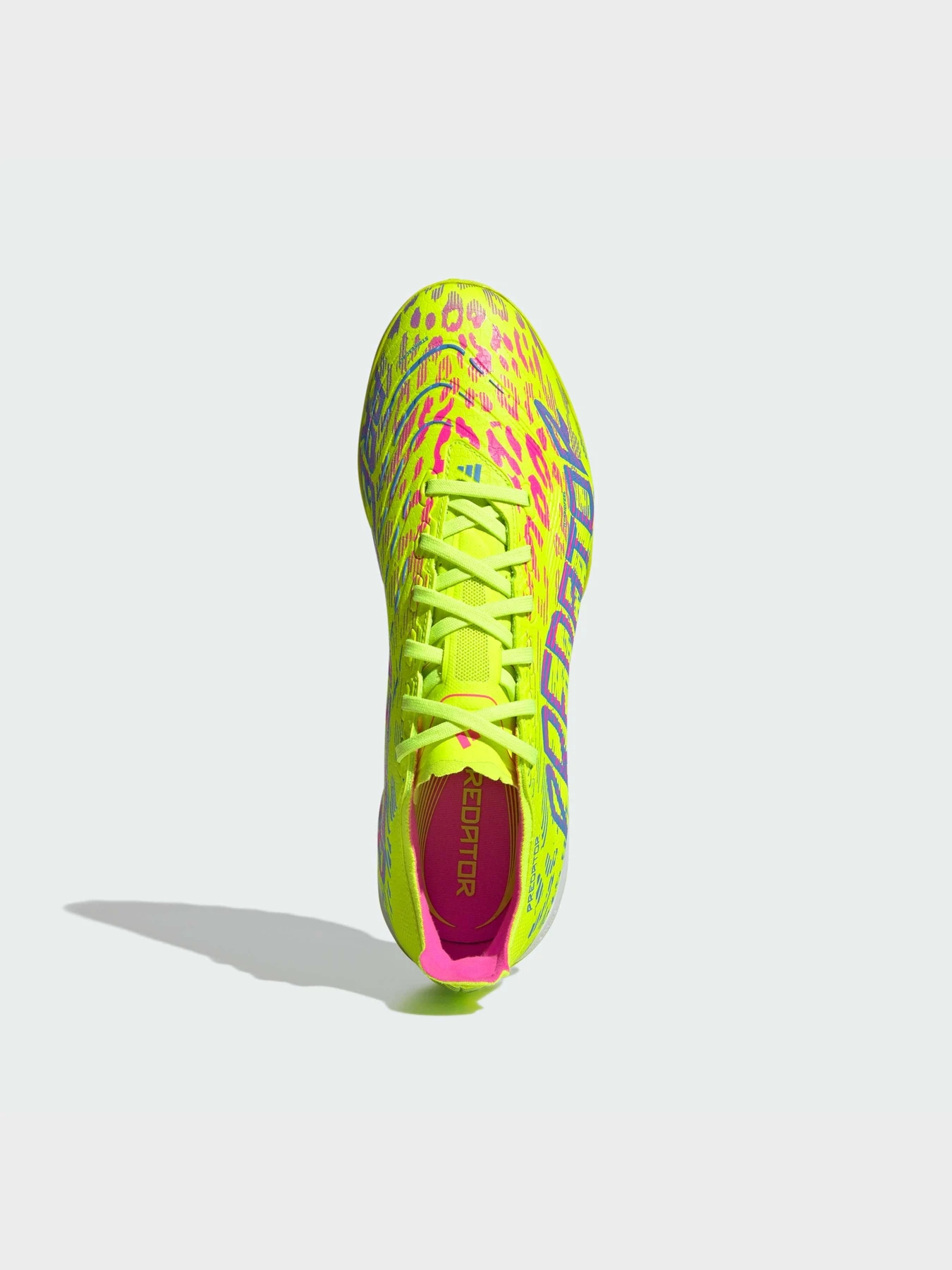 Кроссовки Adidas Predator модель ID3770 Кроссовки Adidas Predator модель ID3770 Фото