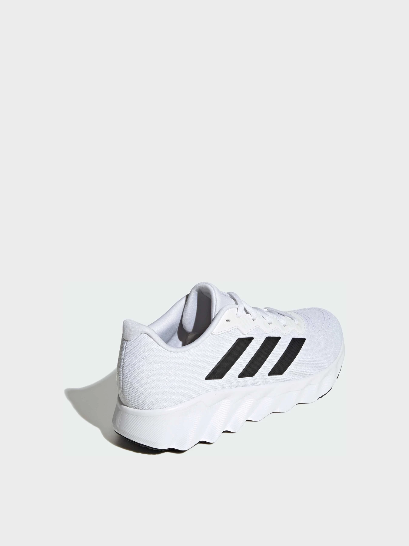 Кроссовки Adidas модель ID5252 Фото