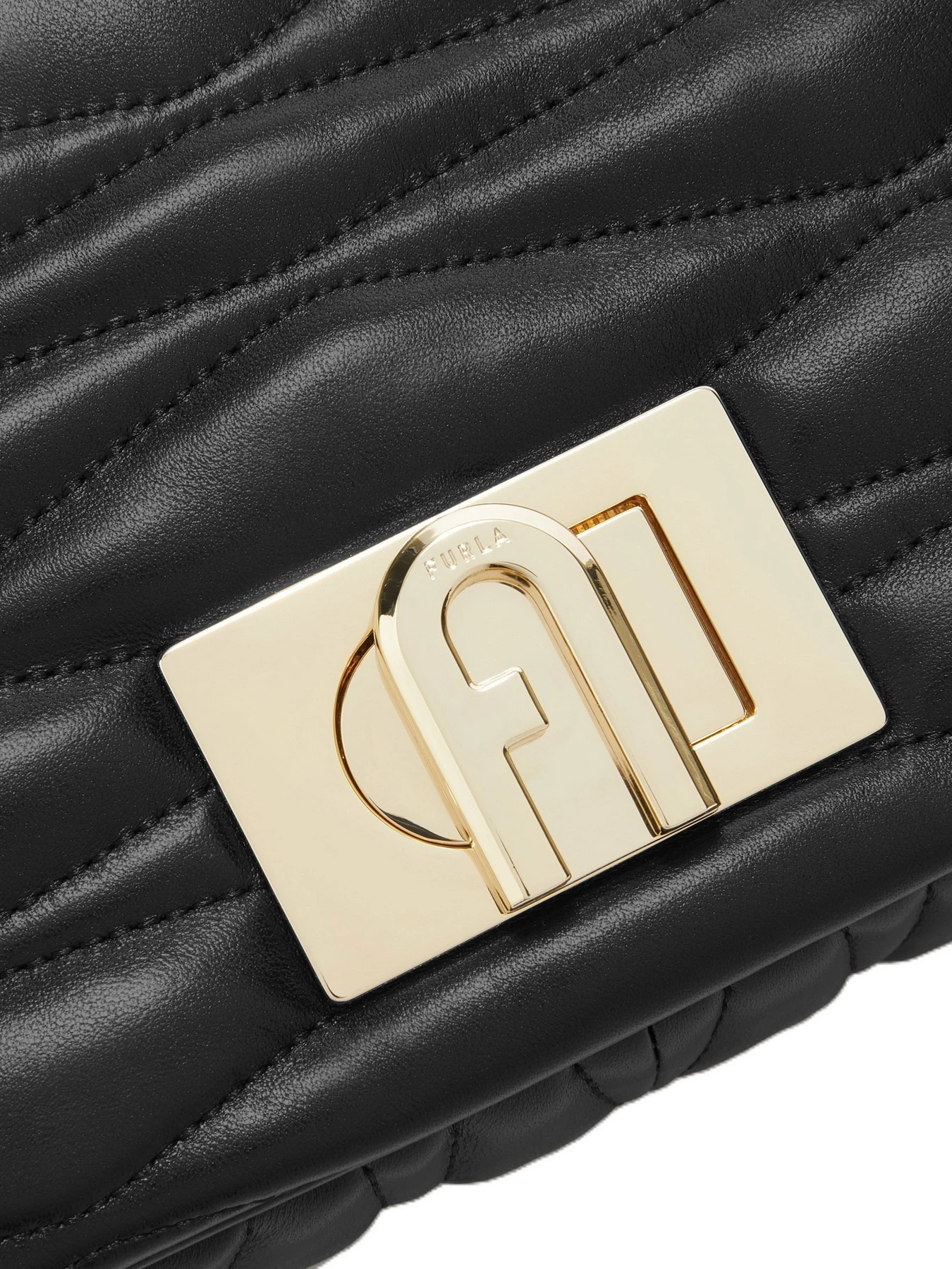 Сумки Furla модель WB01671BX3221O60001007 Сумки Furla модель WB01671BX3221O60001007 Фото
