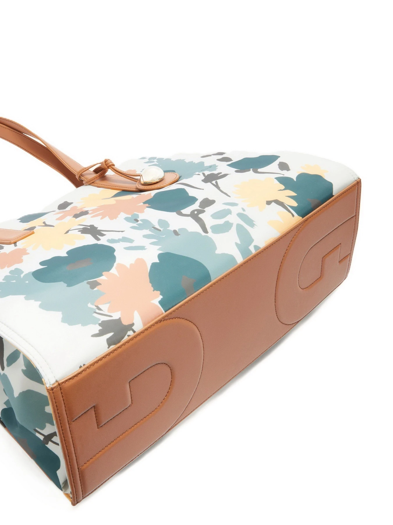 Сумки Furla модель WB01668BX3780TA4001007 Сумки Furla модель WB01668BX3780TA4001007 Фото
