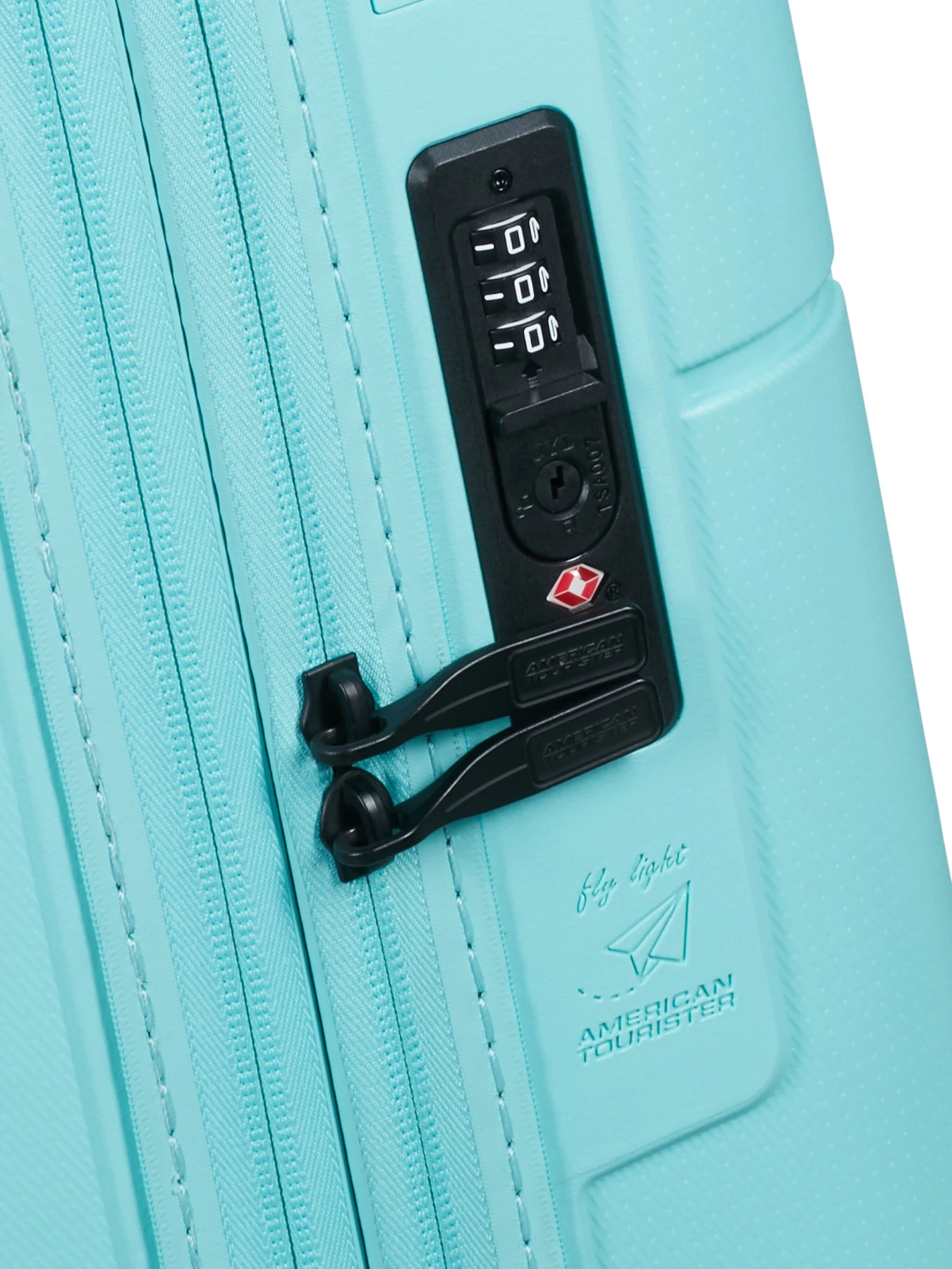 Дорожные сумки и чемоданы American Tourister модель 63C02001 Дорожные сумки и чемоданы American Tourister модель 63C02001 Фото