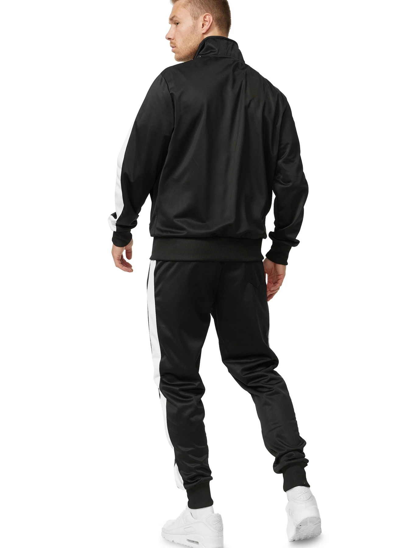 Костюмы Lonsdale Pember модель 113952 Костюмы Lonsdale Pember модель 113952 Фото