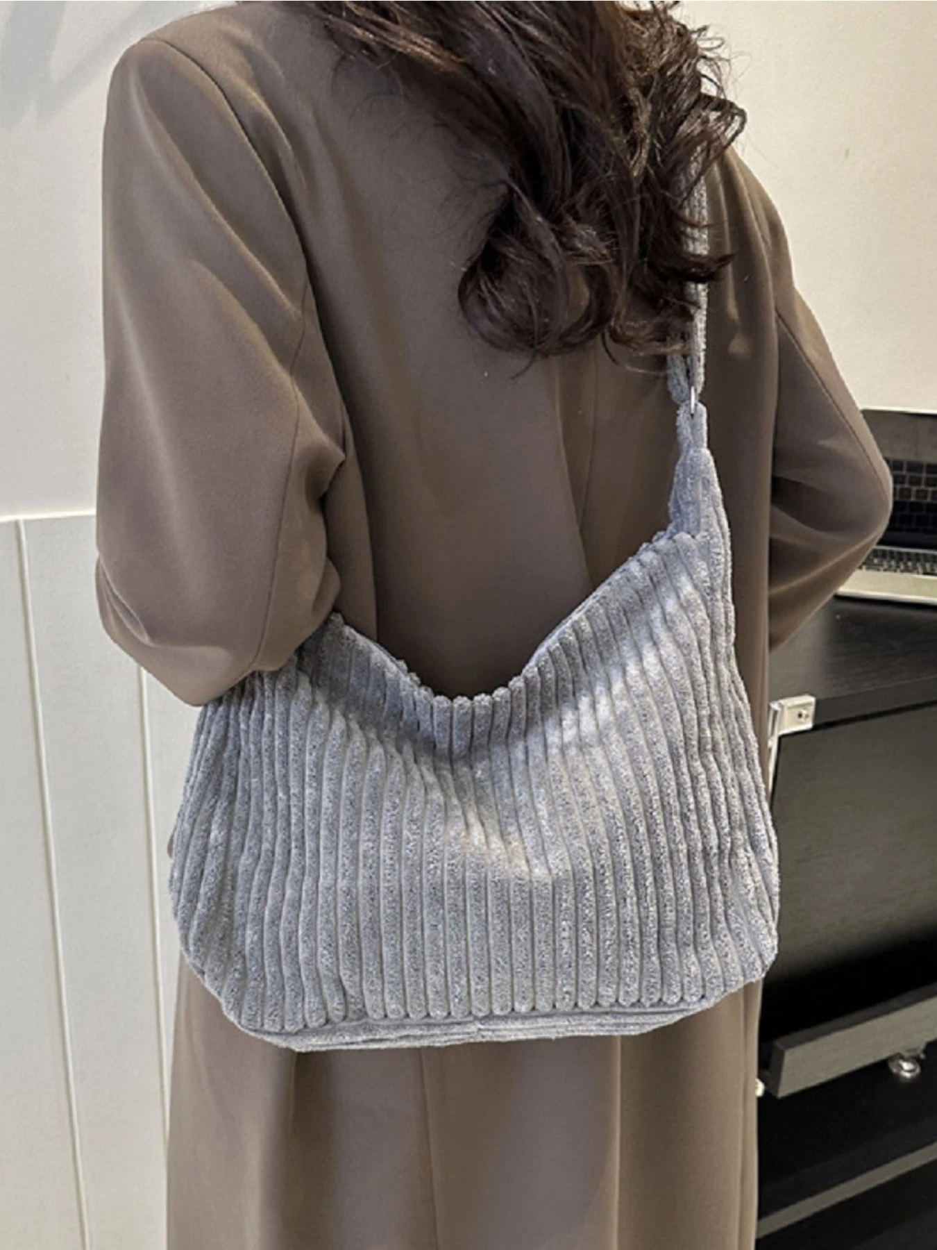 Сумки RoyalBag модель P4-8298G Фото