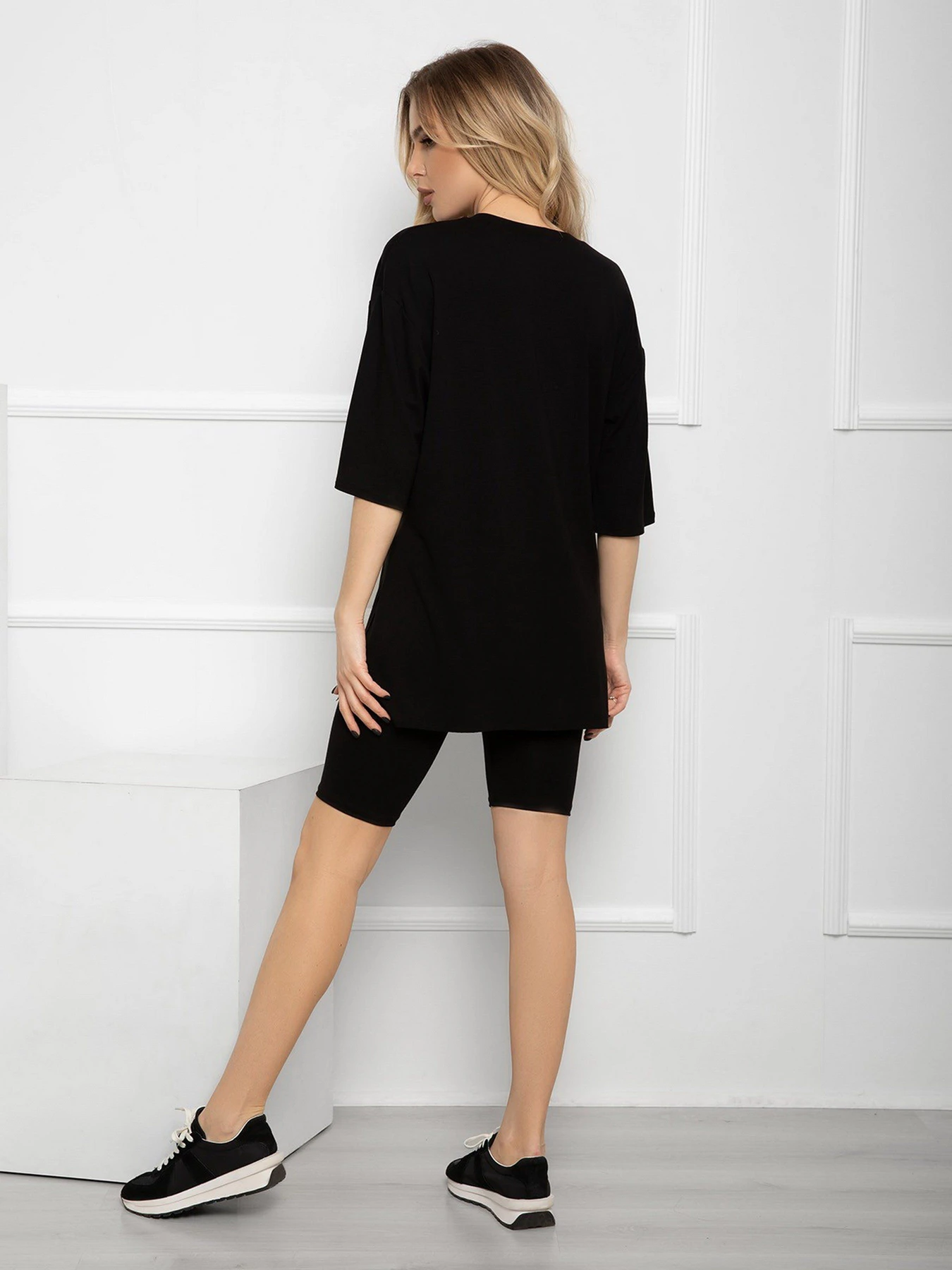 Футболки и поло ISSA Plus модель 12640_black Футболки и поло ISSA Plus модель 12640_black Фото