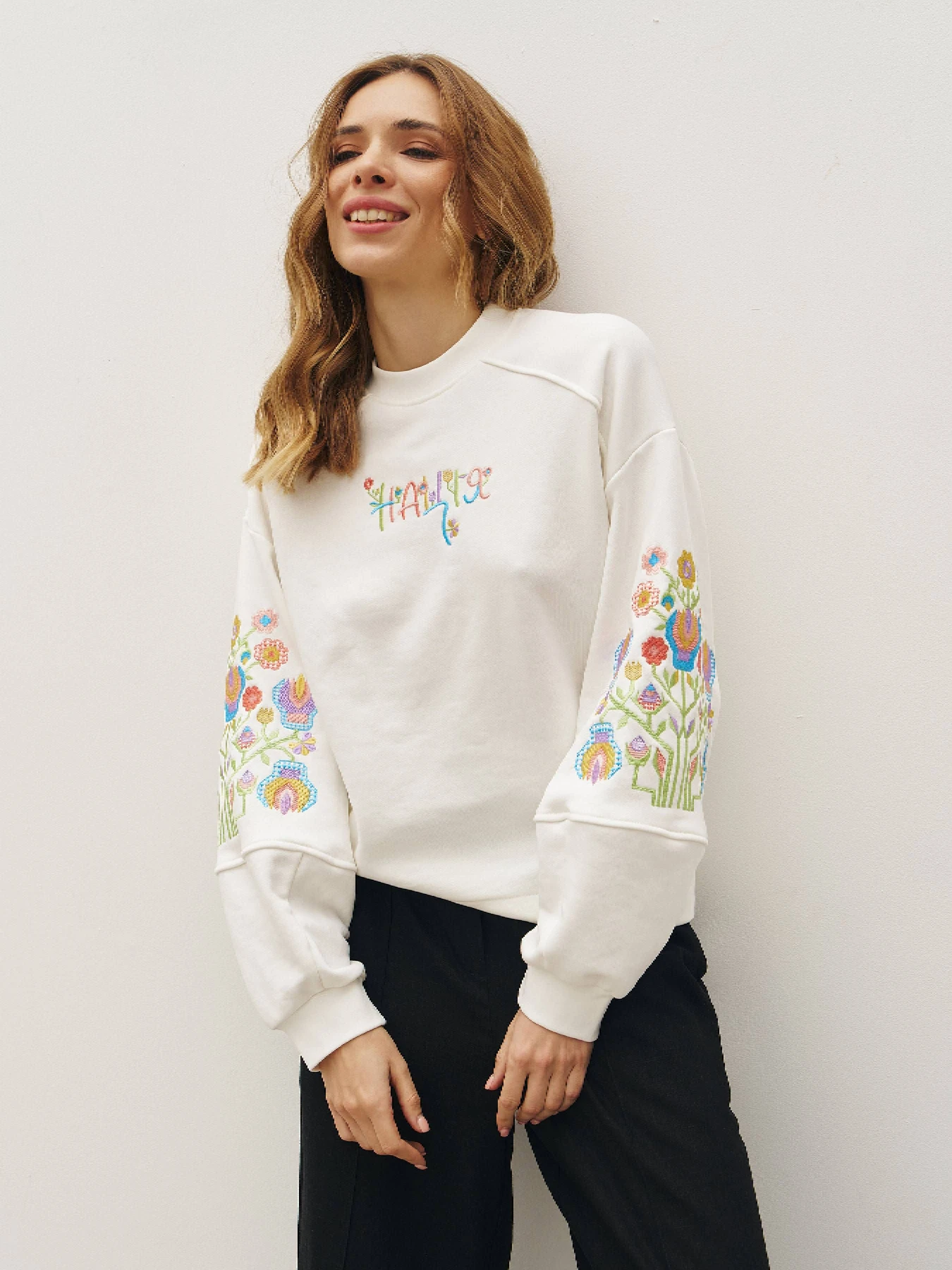 Худи и свитшоты RicaMare модель RM4253-10-25DC Худи и свитшоты RicaMare модель RM4253-10-25DC Фото