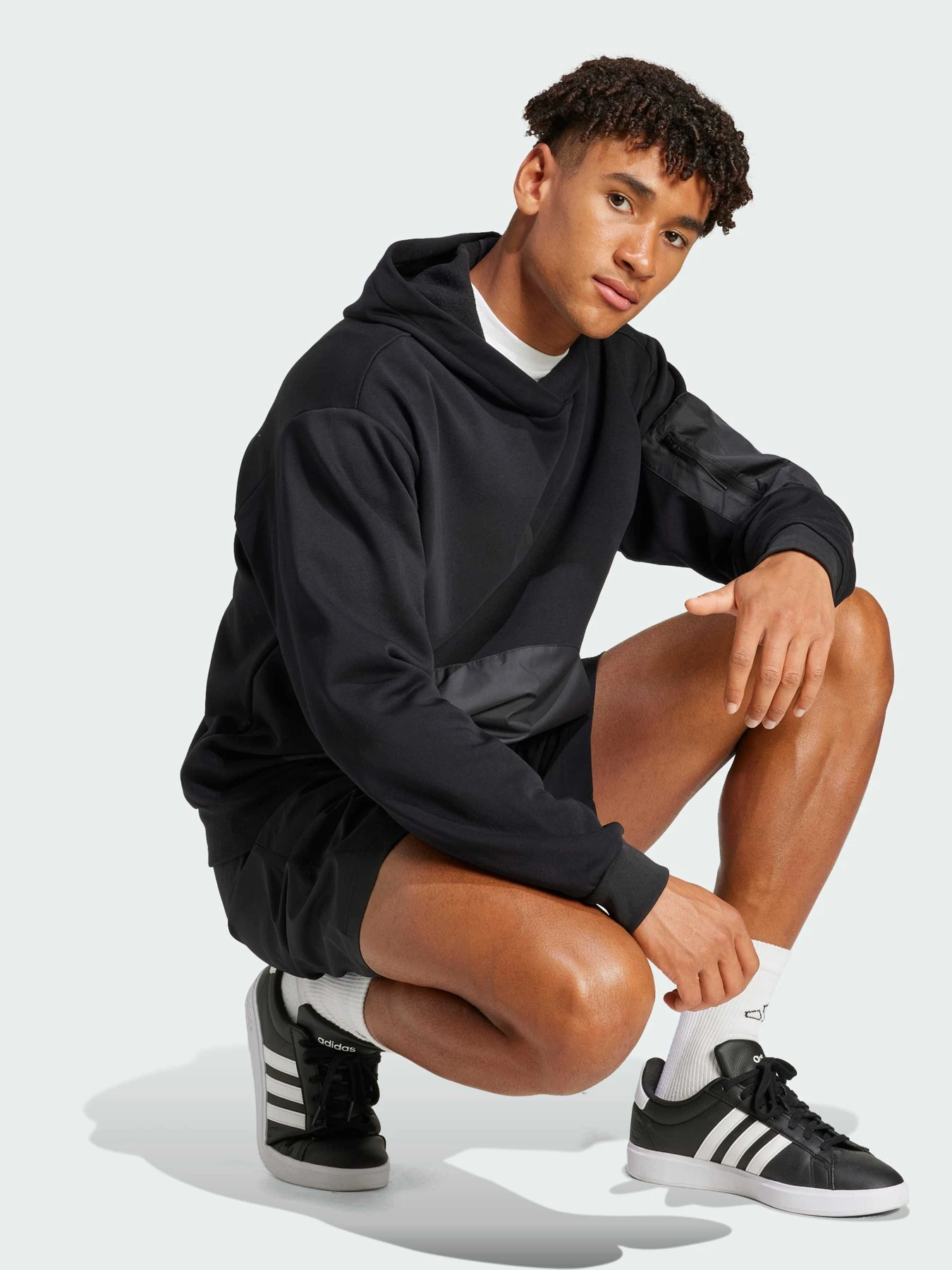 Худи и свитшоты Adidas модель JF3279 Фото