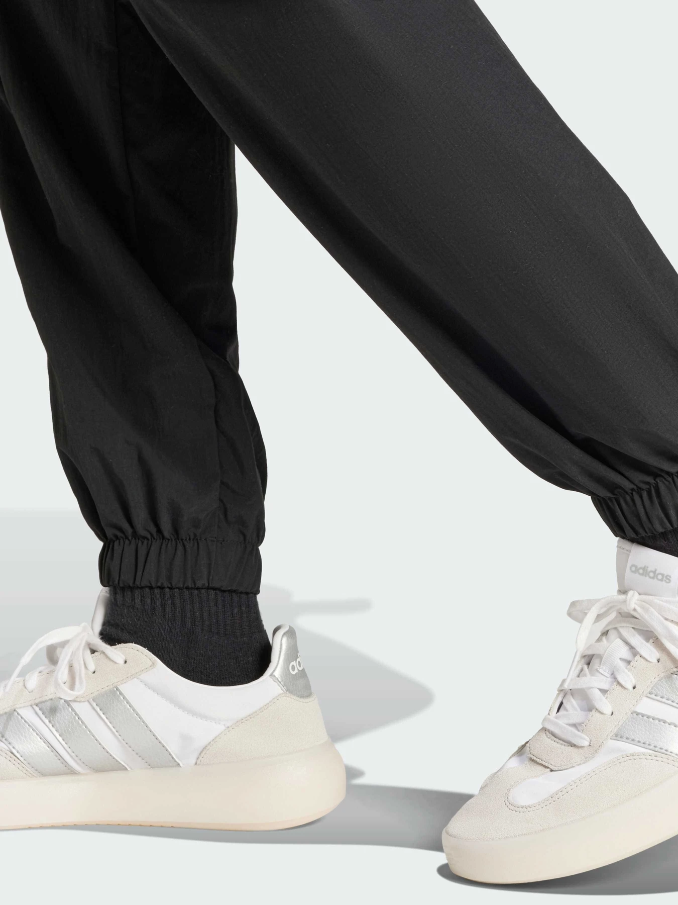 Брюки Adidas Tiro модель JG4123 Фото