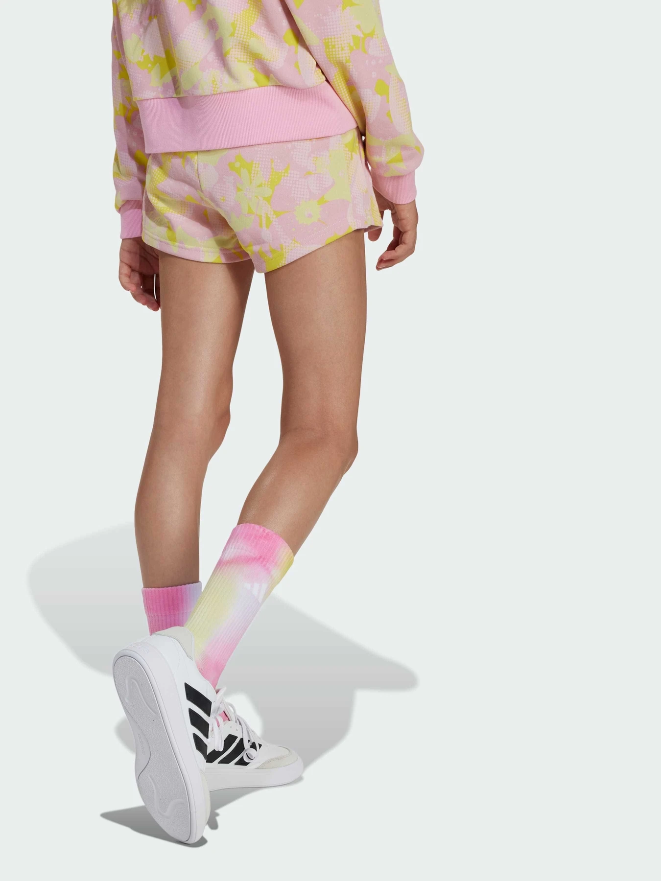 Шорты Adidas модель JI6223 Шорты Adidas модель JI6223 Фото