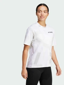 Футболки і поло Adidas модель JE0365 Фото