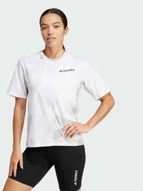 Футболки і поло Adidas модель JE0365 Фото