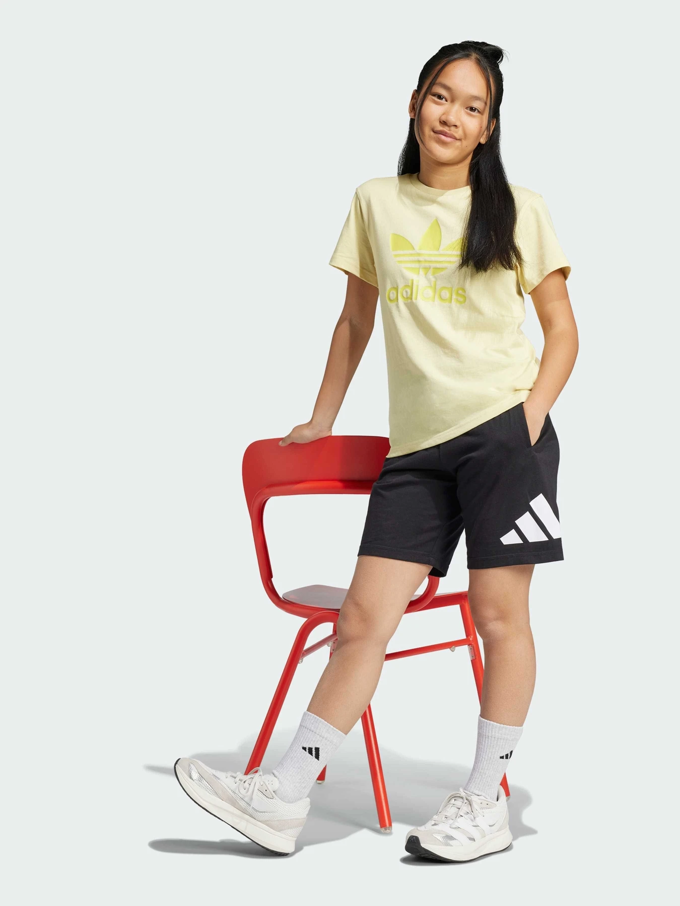 Шорты Adidas модель JE1391 Фото