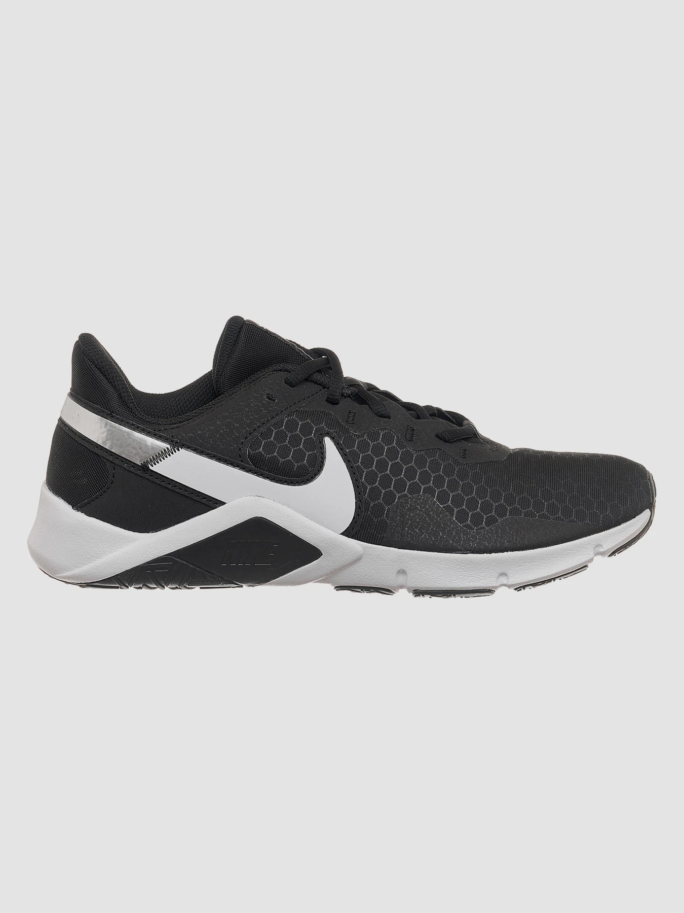 Кросівки NIKE Legend Essential 2 модель CQ9356-001 Фото