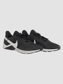 Кросівки NIKE Legend Essential 2 модель CQ9356-001 Фото