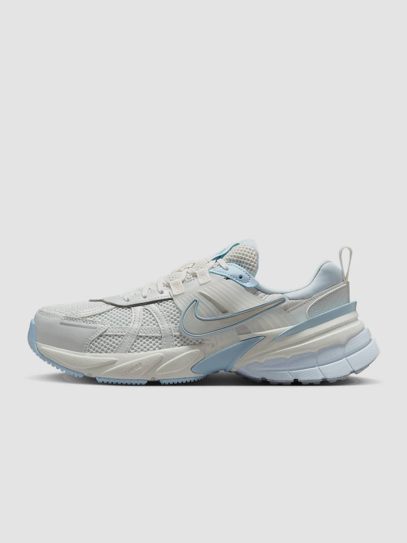 Кросівки NIKE V2k Run модель FD0736-009 Кросівки NIKE V2k Run модель FD0736-009 Фото