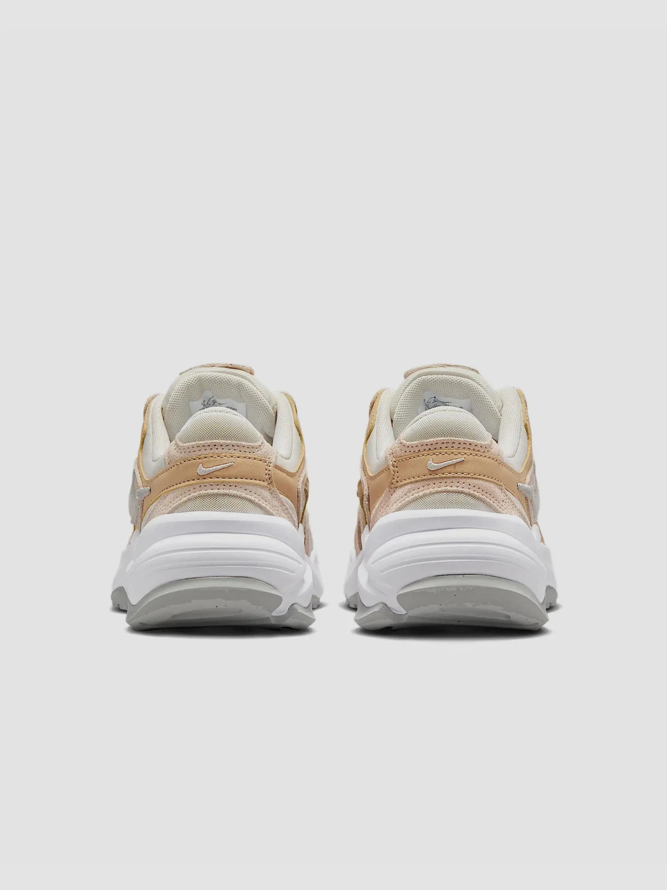 Кросівки NIKE Al8 модель FJ3794-105 Кросівки NIKE Al8 модель FJ3794-105 Фото