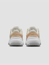Кросівки NIKE Al8 модель FJ3794-105 Фото