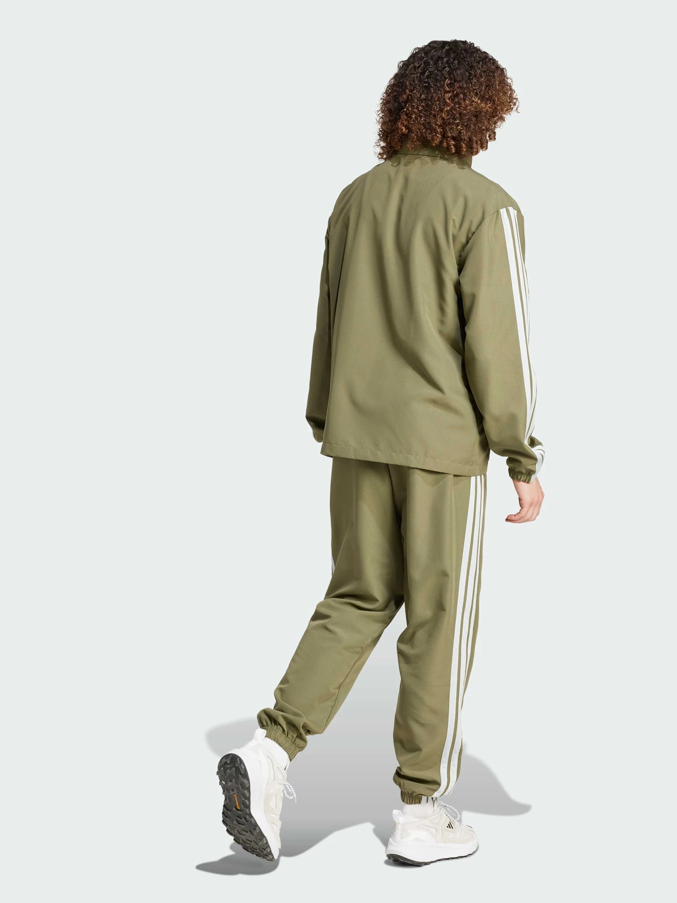 Костюмы Adidas 3 Stripes модель JI8850 Фото