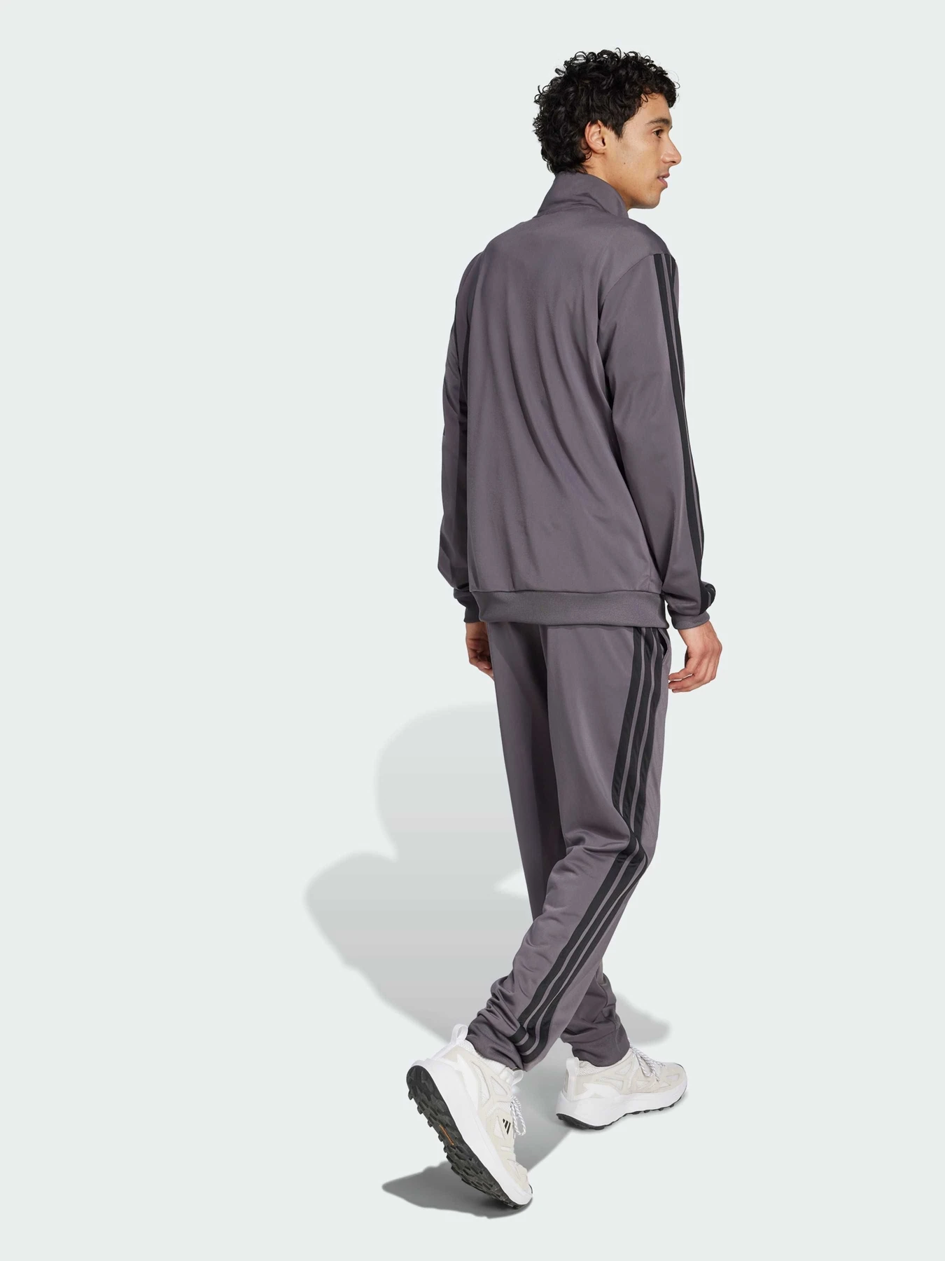 Костюми Adidas 3 Stripes модель JI8856 Костюми Adidas 3 Stripes модель JI8856 Фото