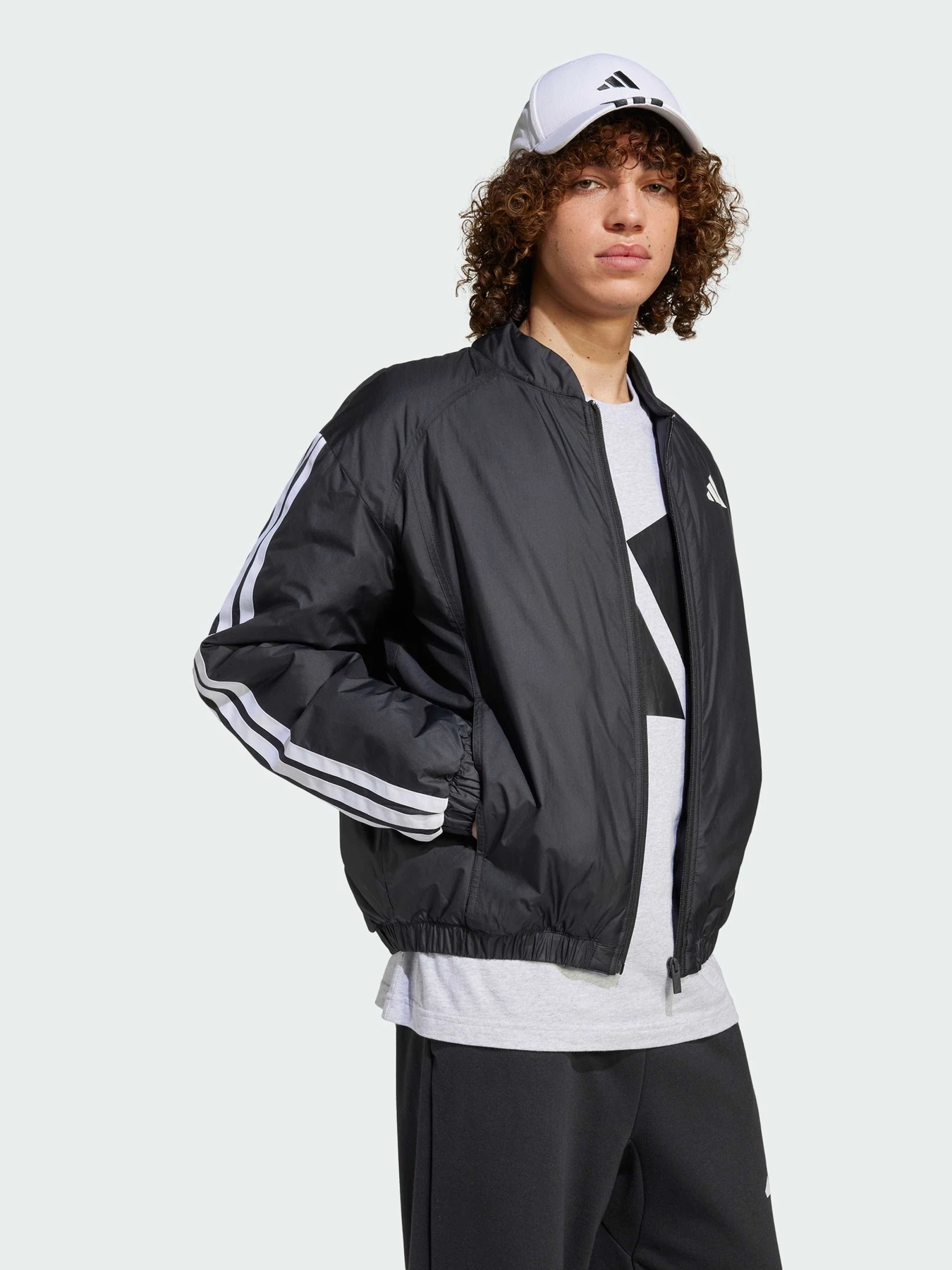 Куртки та дублянки Adidas модель JD1294 Фото
