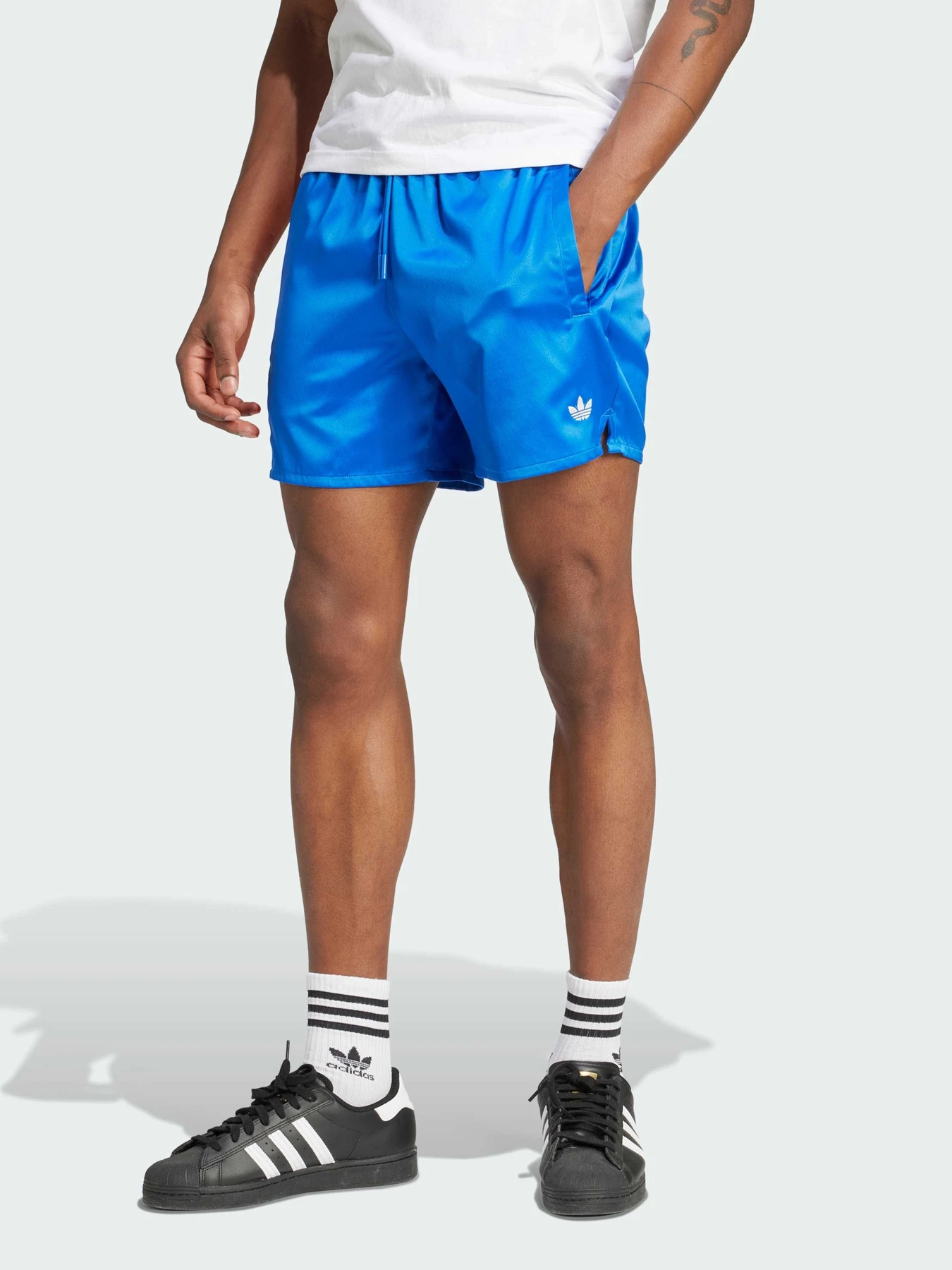 Шорты Adidas Graphics модель JD0704 Шорты Adidas Graphics модель JD0704 Фото