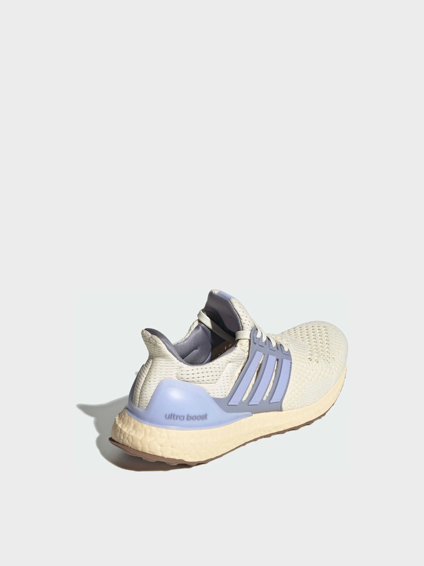 Кроссовки Adidas Ultraboost модель JR3372 Кроссовки Adidas Ultraboost модель JR3372 Фото