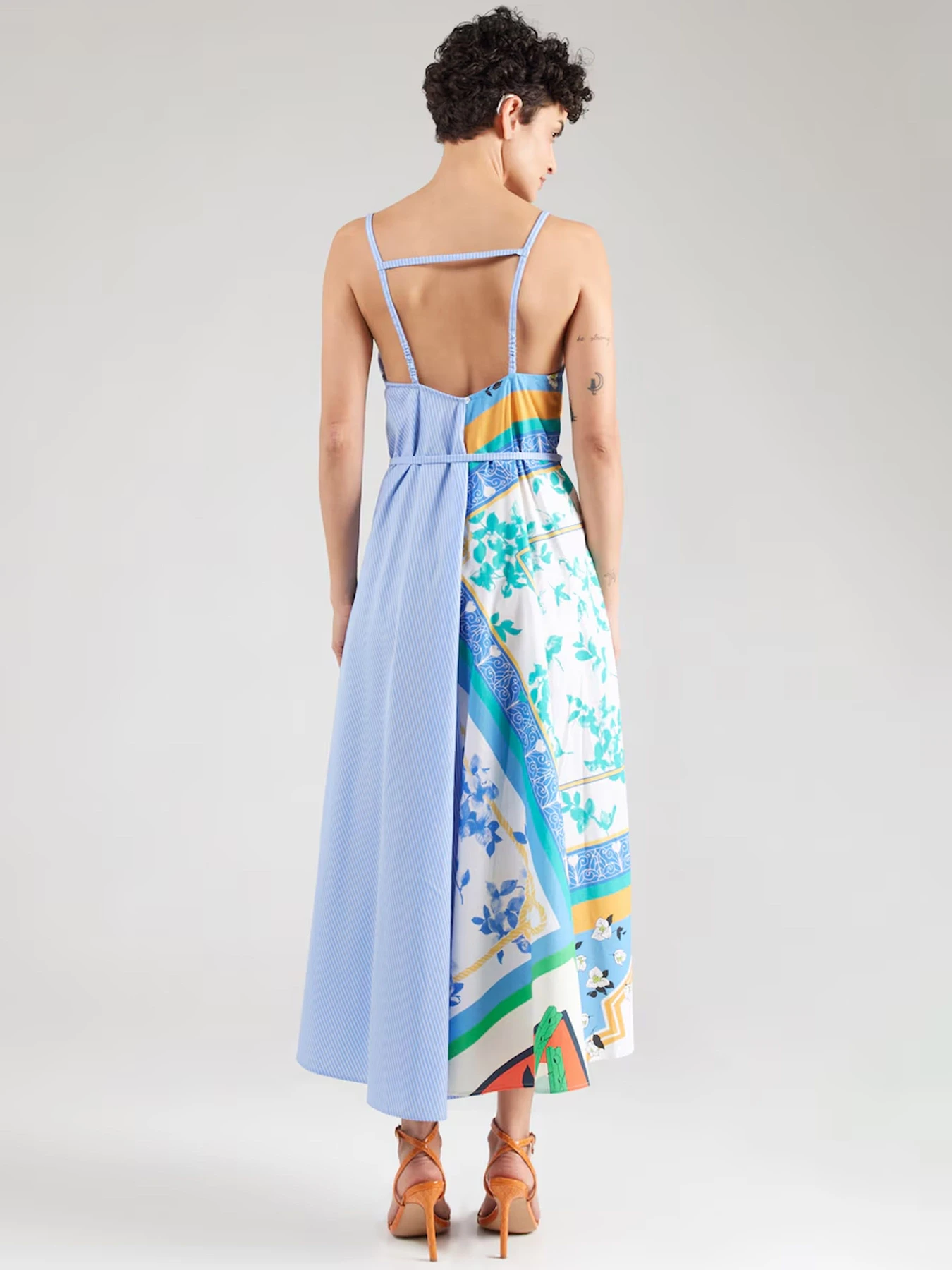 Платья Moschino модель 251K2A047937251303 Фото