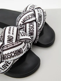 Шльопанці Moschino модель JA28312G0MIW310A Фото