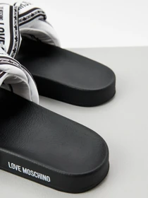 Шльопанці Moschino модель JA28312G0MIW310A Фото
