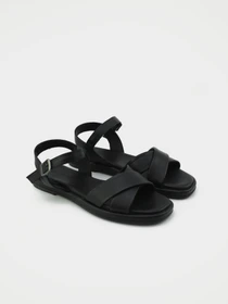 Сандалії URBAN TRACE модель 024-098-1-1198-Black Фото