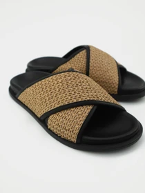 Шлёпанцы URBAN TRACE модель D27083-803-BLACK Фото