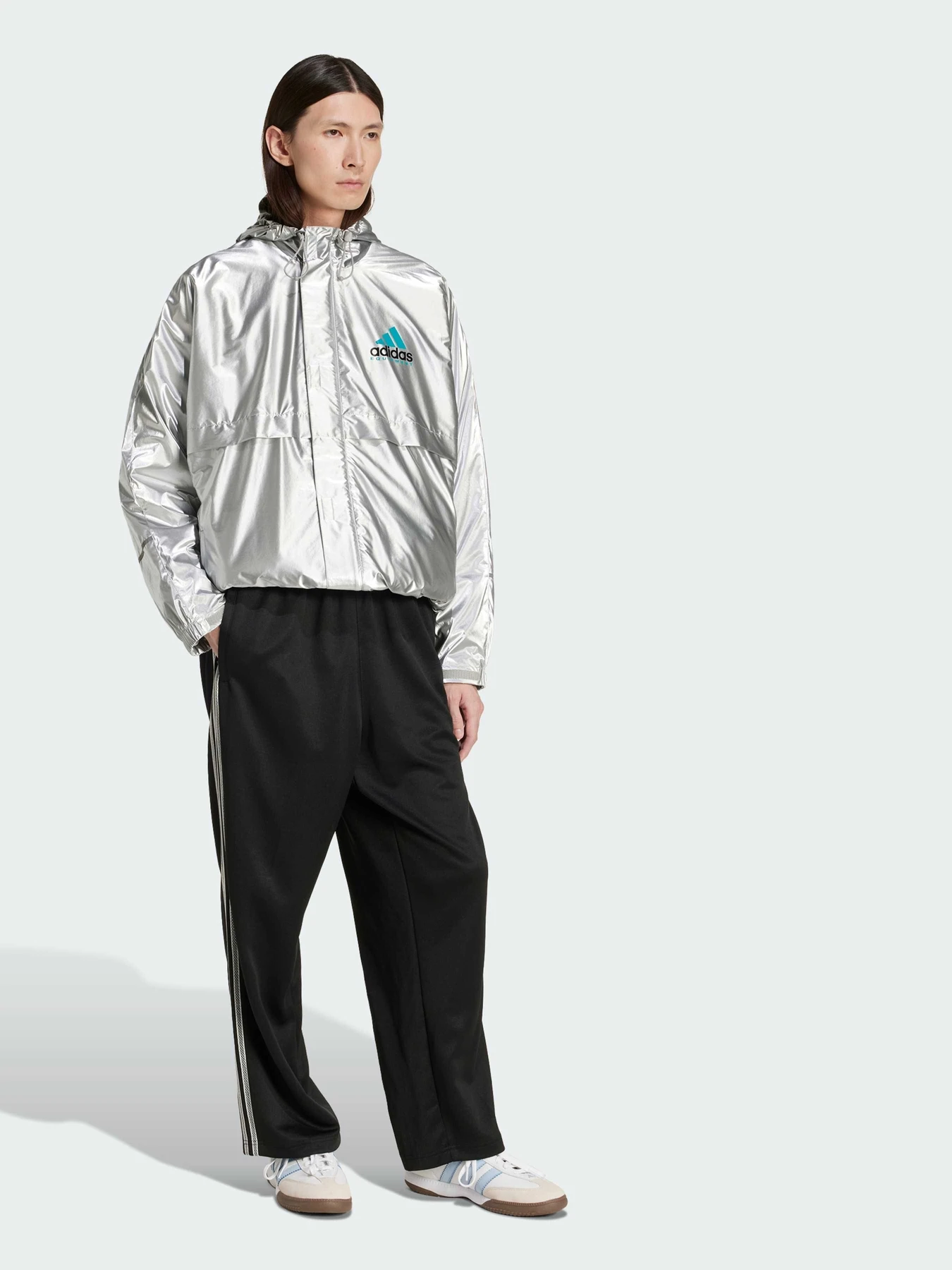 Куртки и дубленки Adidas EQT модель JN4526 Куртки и дубленки Adidas EQT модель JN4526 Фото