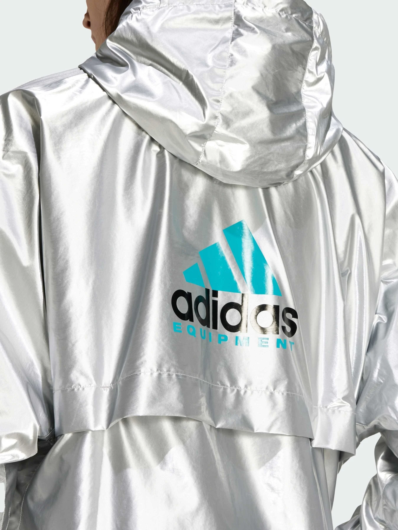 Куртки и дубленки Adidas EQT модель JN4526 Куртки и дубленки Adidas EQT модель JN4526 Фото
