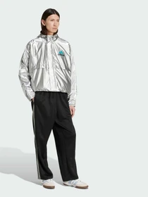 Куртки и дубленки Adidas EQT модель JN4526 Фото